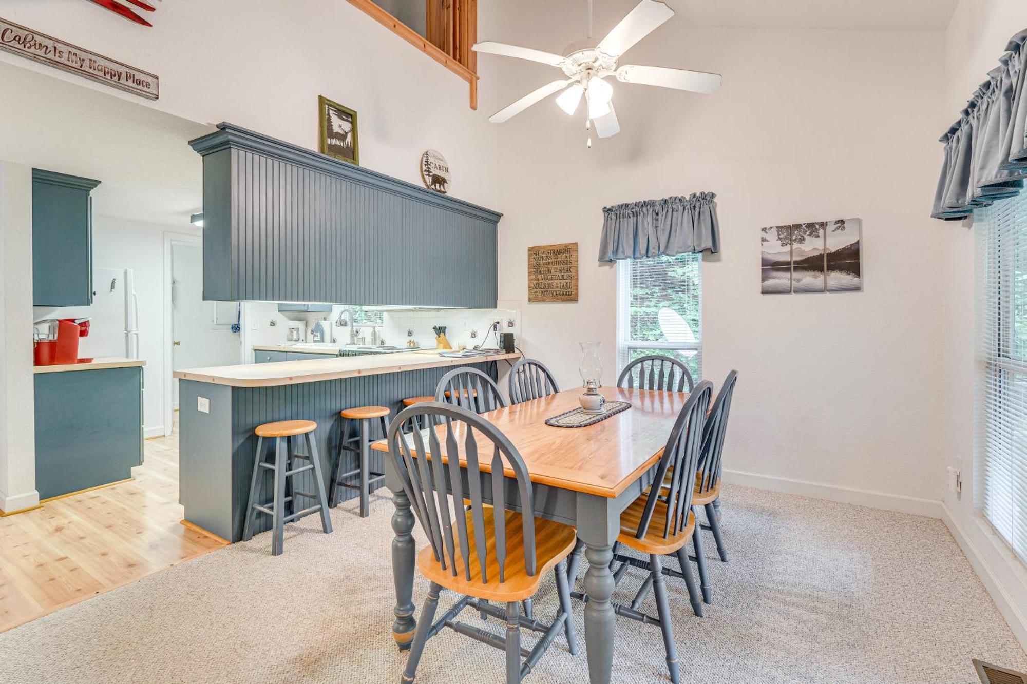 Secluded Cabin With Porch - 7 Miles To Lake Chatuge! Hayesville المظهر الخارجي الصورة