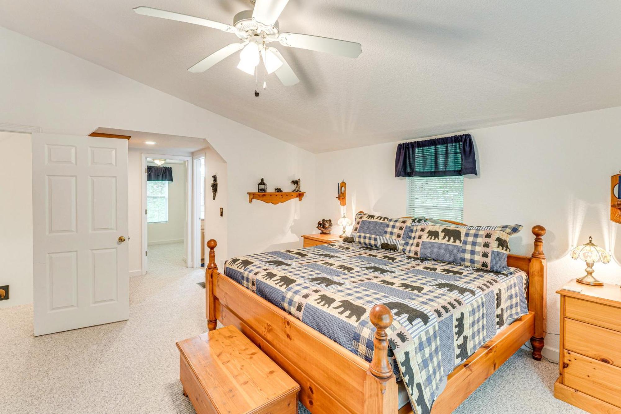 Secluded Cabin With Porch - 7 Miles To Lake Chatuge! Hayesville المظهر الخارجي الصورة