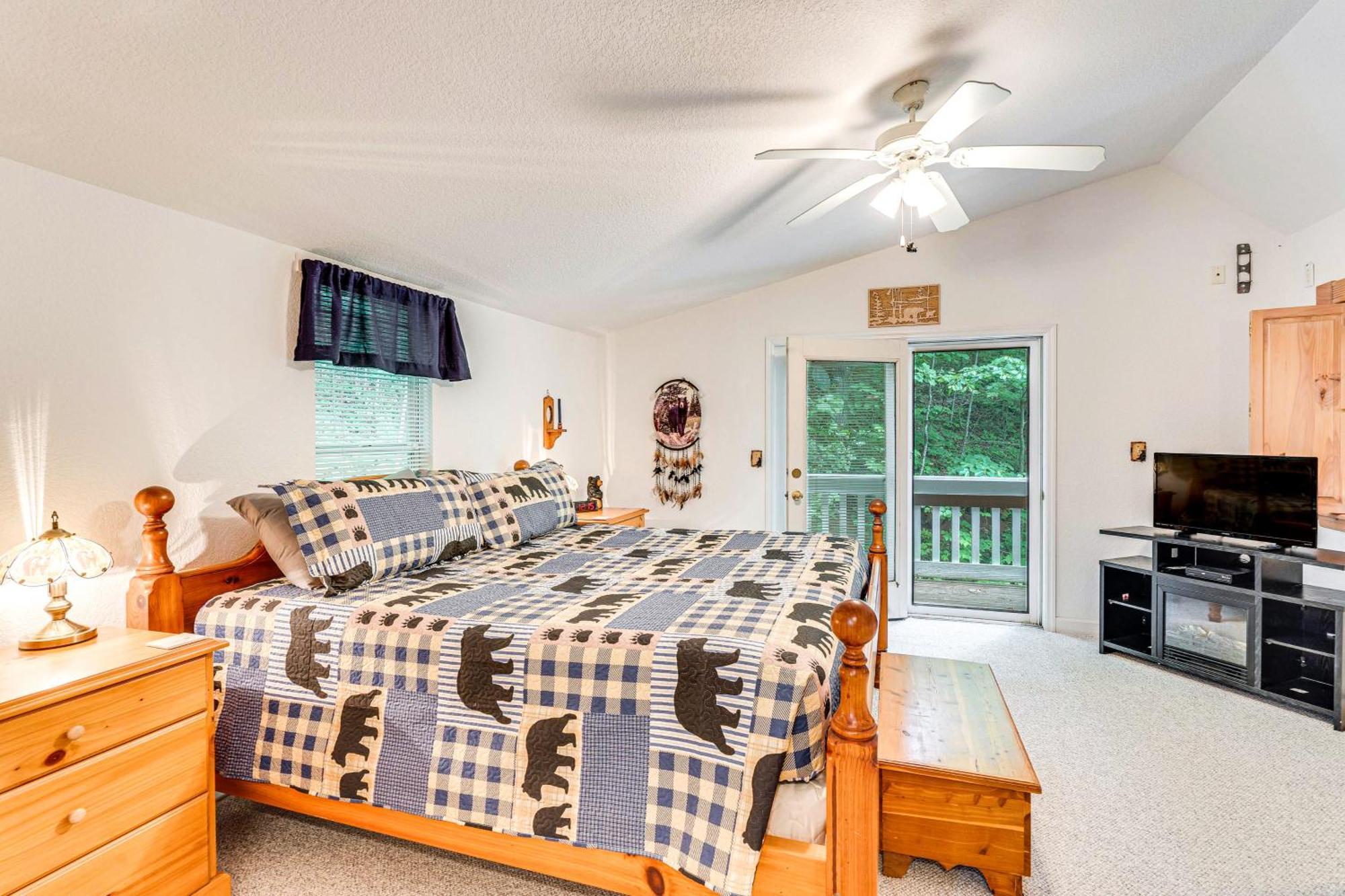 Secluded Cabin With Porch - 7 Miles To Lake Chatuge! Hayesville المظهر الخارجي الصورة